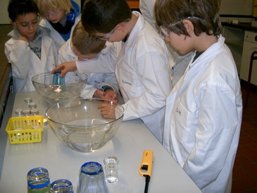 Chemikum Klasse 2-2006.jpg