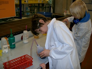 Chemikum Klasse 2-2013.jpg